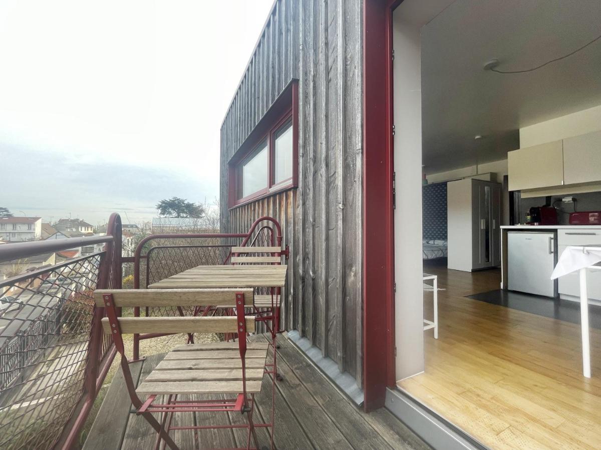 Апартаменты Le Balcon Rouge Нуази-ле-Сек Экстерьер фото